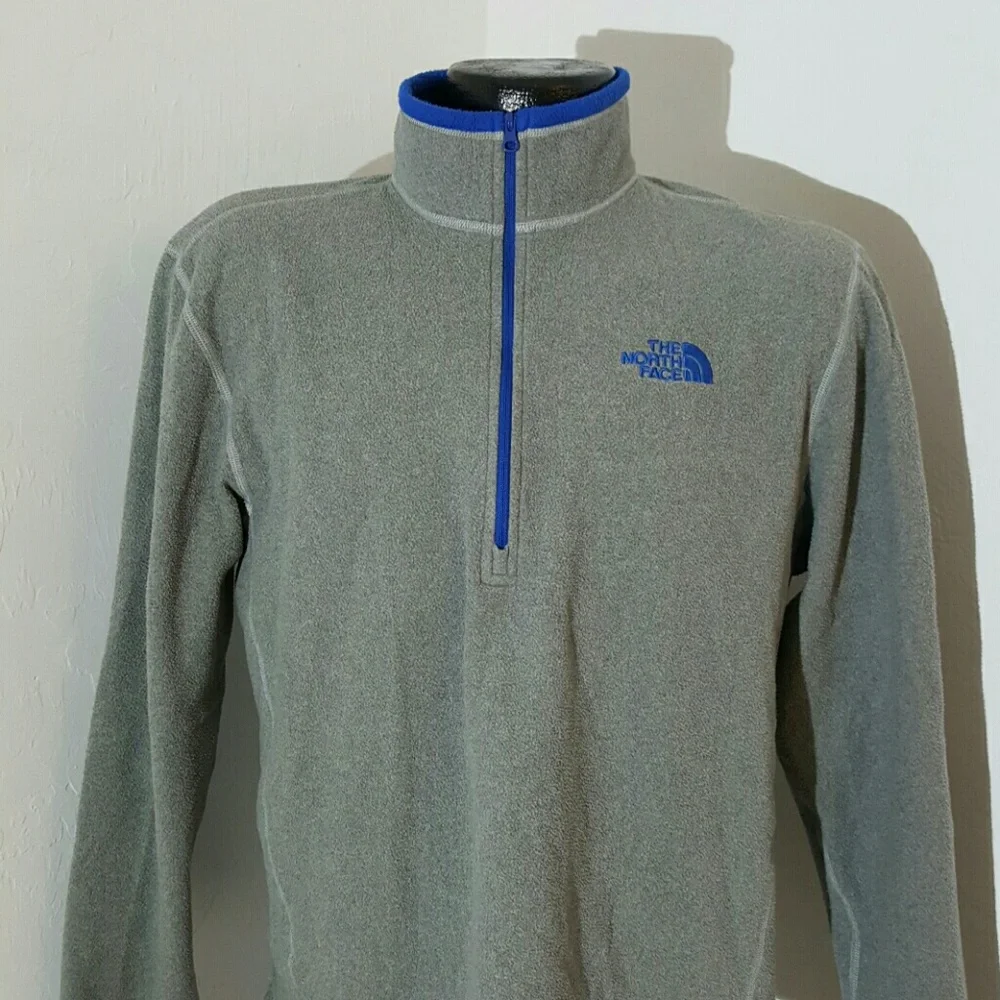 The North face polyester 1/2 zipper gray embroidered logo sweatshirt men size S